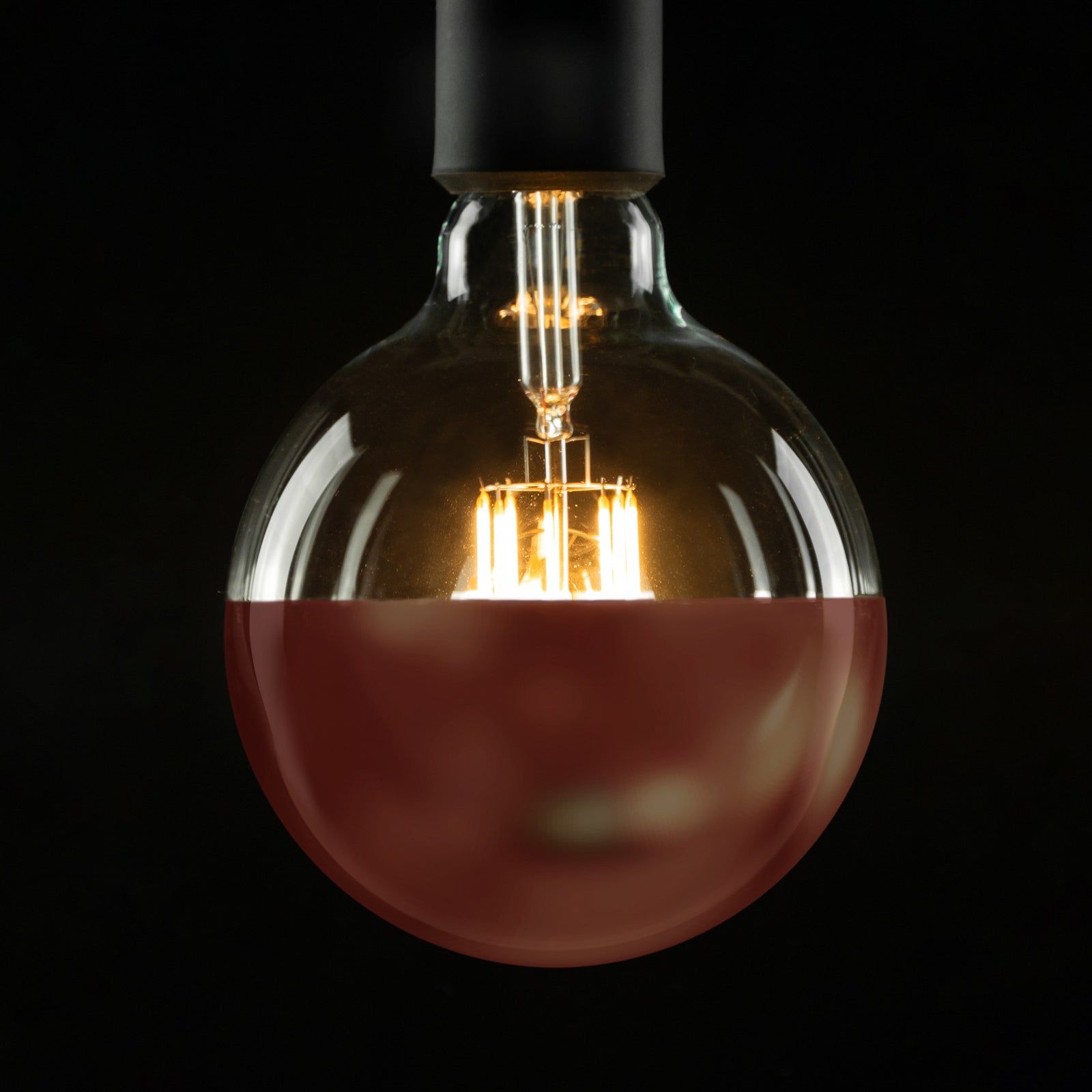LED-globepære E27 6,5W 2700K toppspeilet kobber dimbar detalj