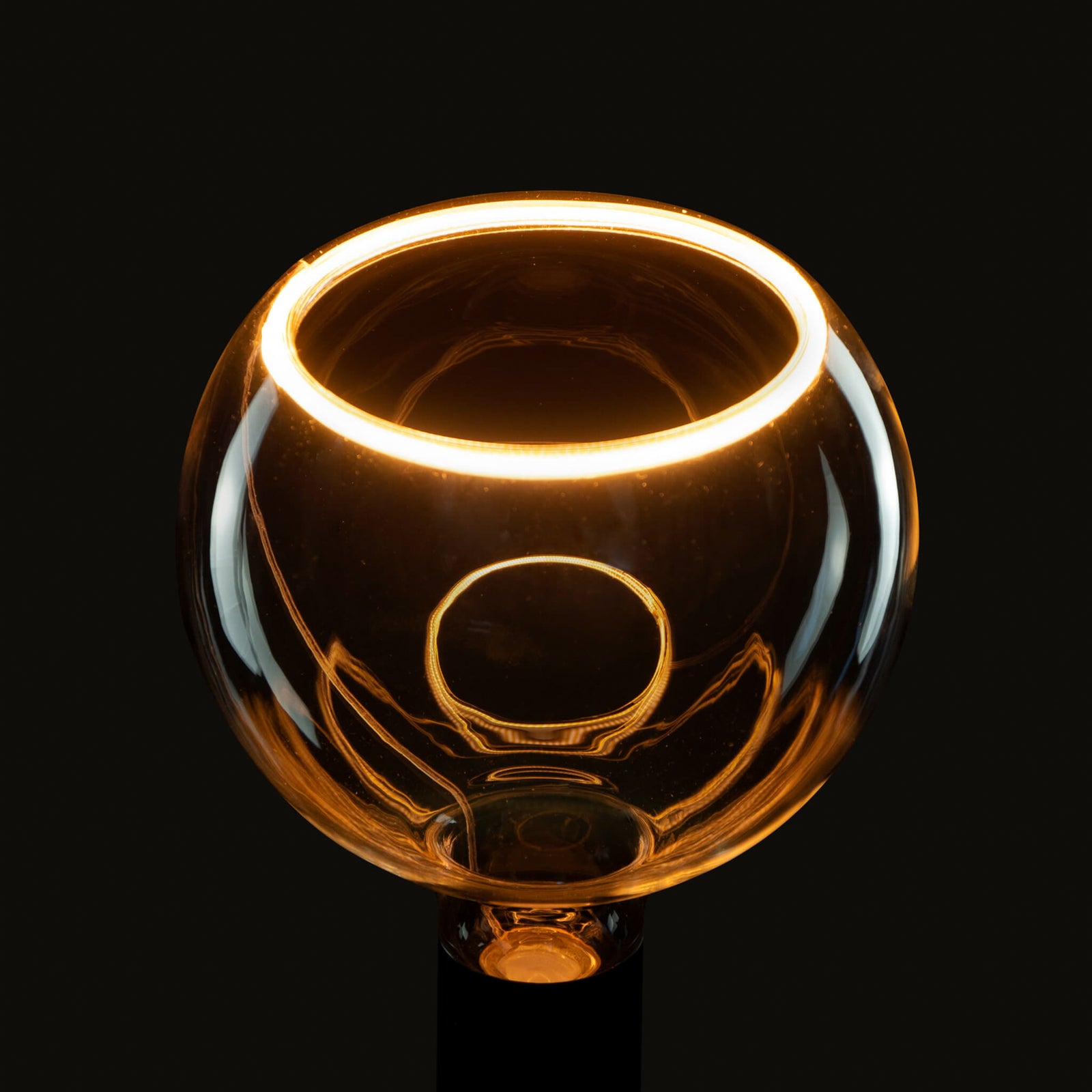 LED globepære G150 E27 6W 1900K røykgrå dimbar med åpent glass