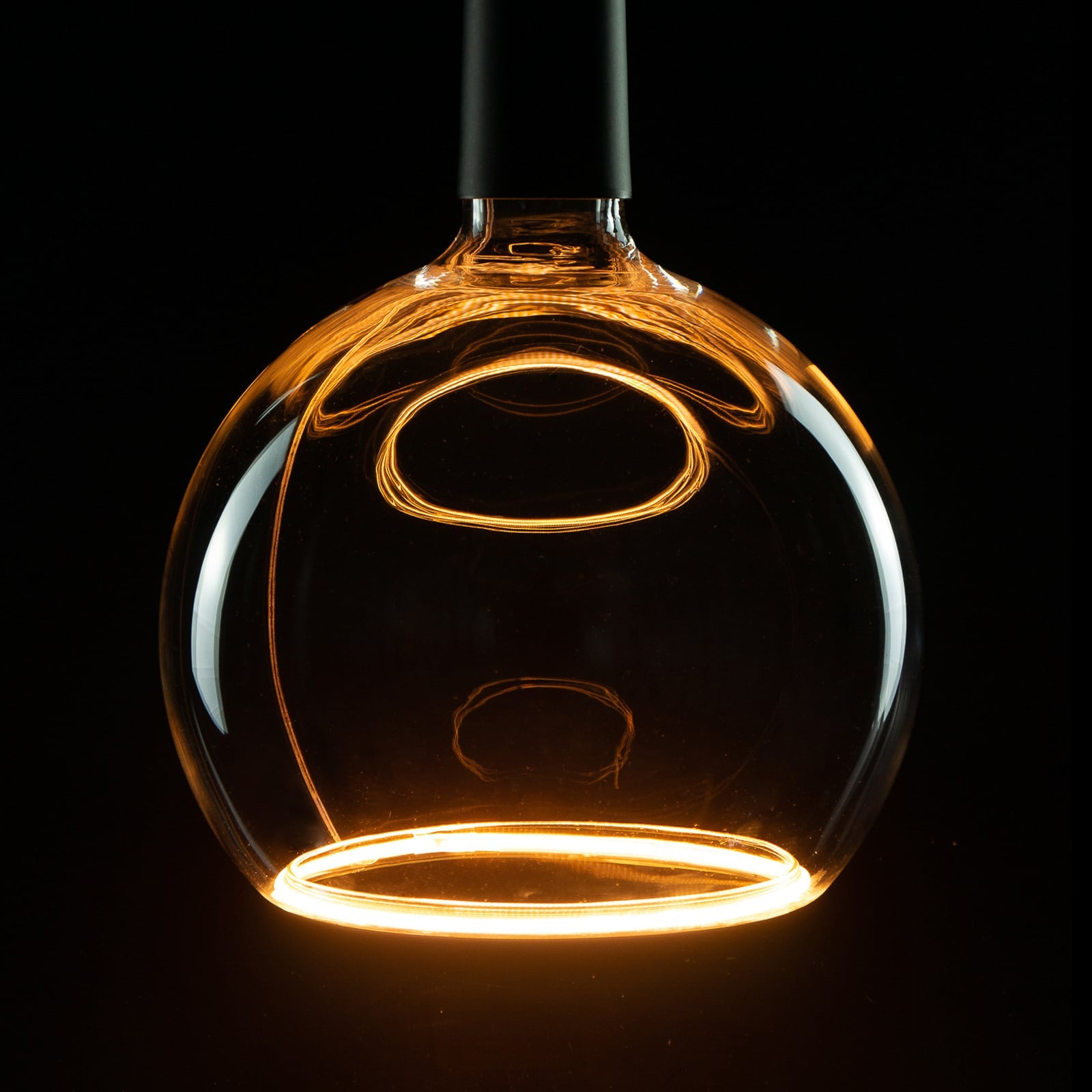 LED globepære G200 E27 5W klar dimbar 2200K - SEGULA bakside