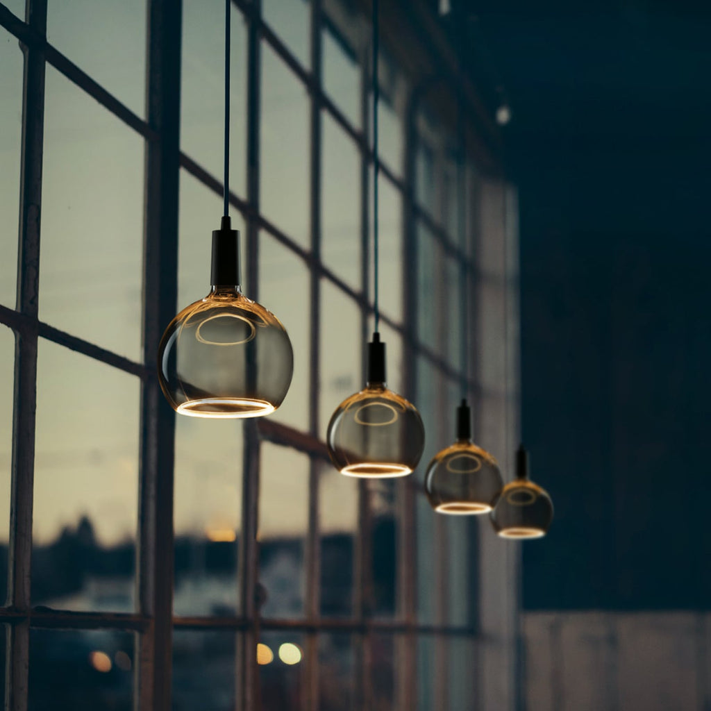 LED globepære G200 E27 5W klar dimbar 2200K - SEGULA i bruk