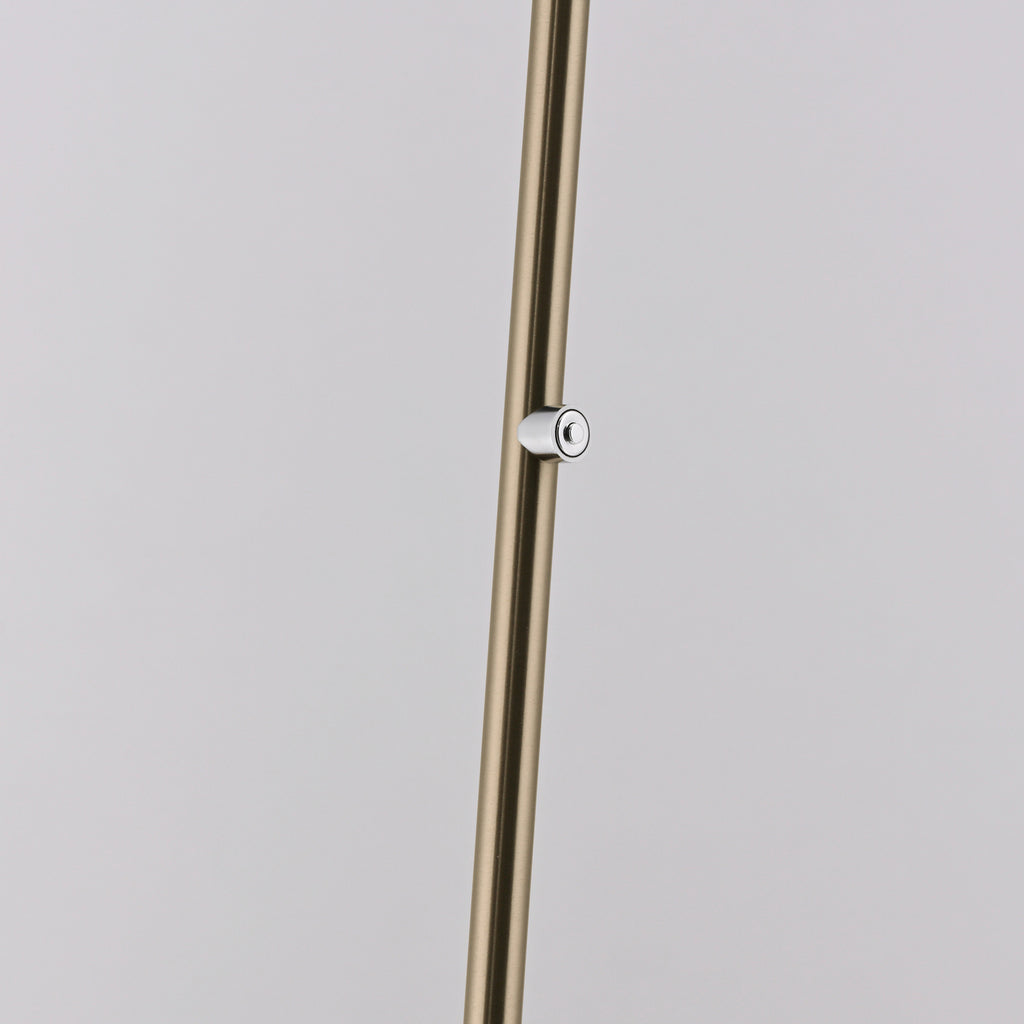 LED gulvlampe Akku-Bente dimbar CCT messing USB-C USB-C ladekontakt