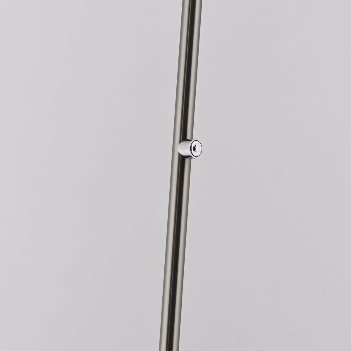 LED gulvlampe Akku-Bente oppladbar grå CCT USB-C USB-C ladeadapter