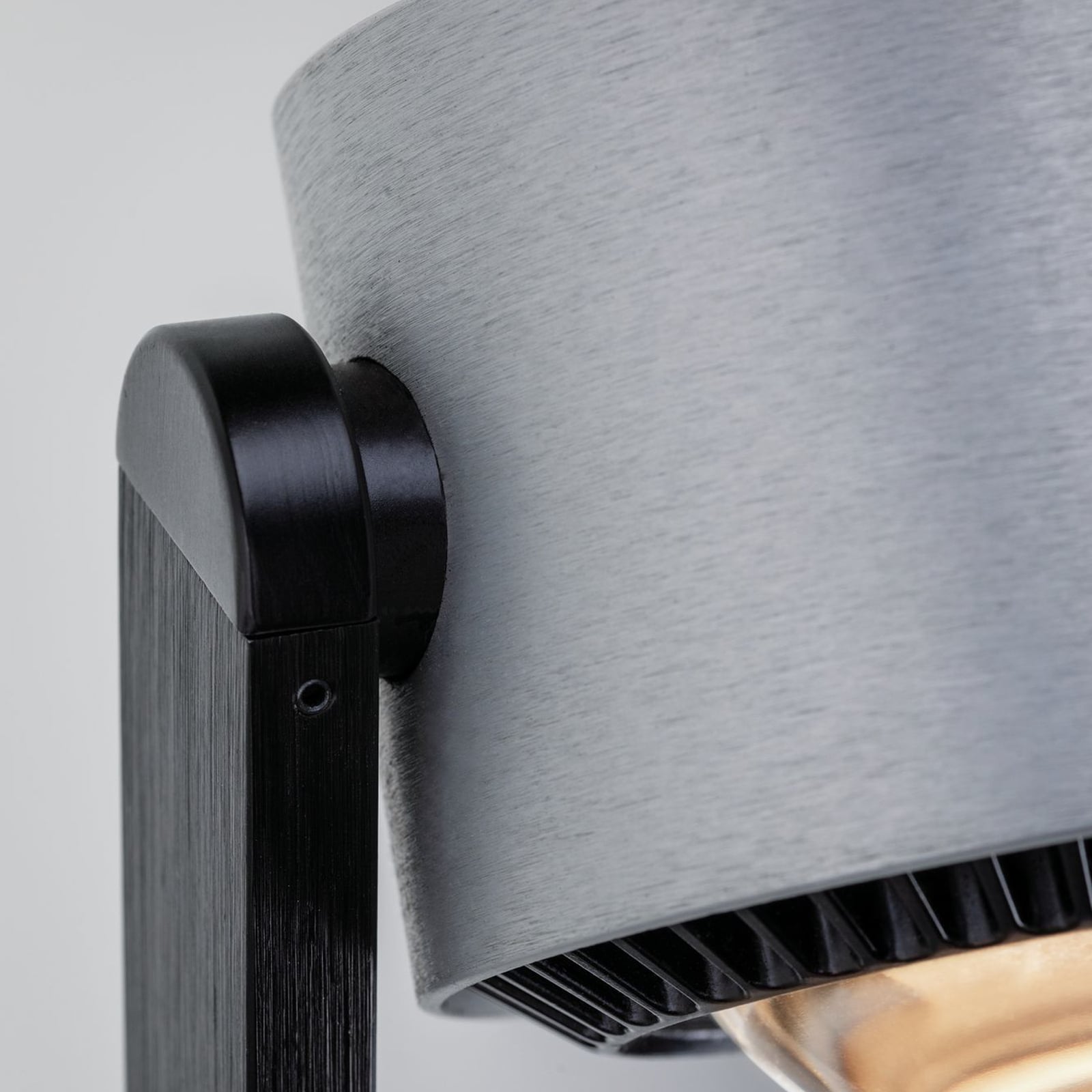 LED-gulvlampe Aldan dimbar høydejusterbar svart aluminium justerbar høyde