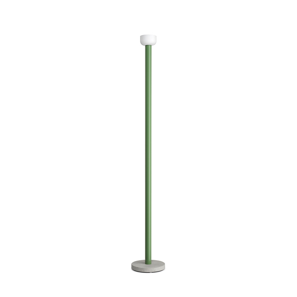 Detaljbilde av LED gulvlampe Bellhop dimbar grønn