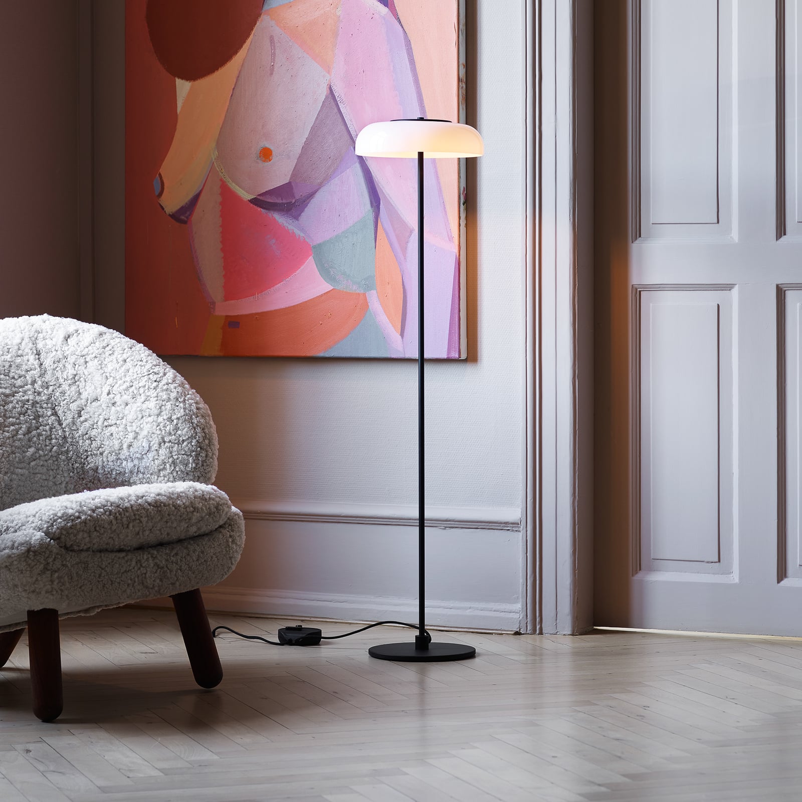 LED gulvlampe Blossi Floor Ø29 cm dimbar svart/hvit bakside