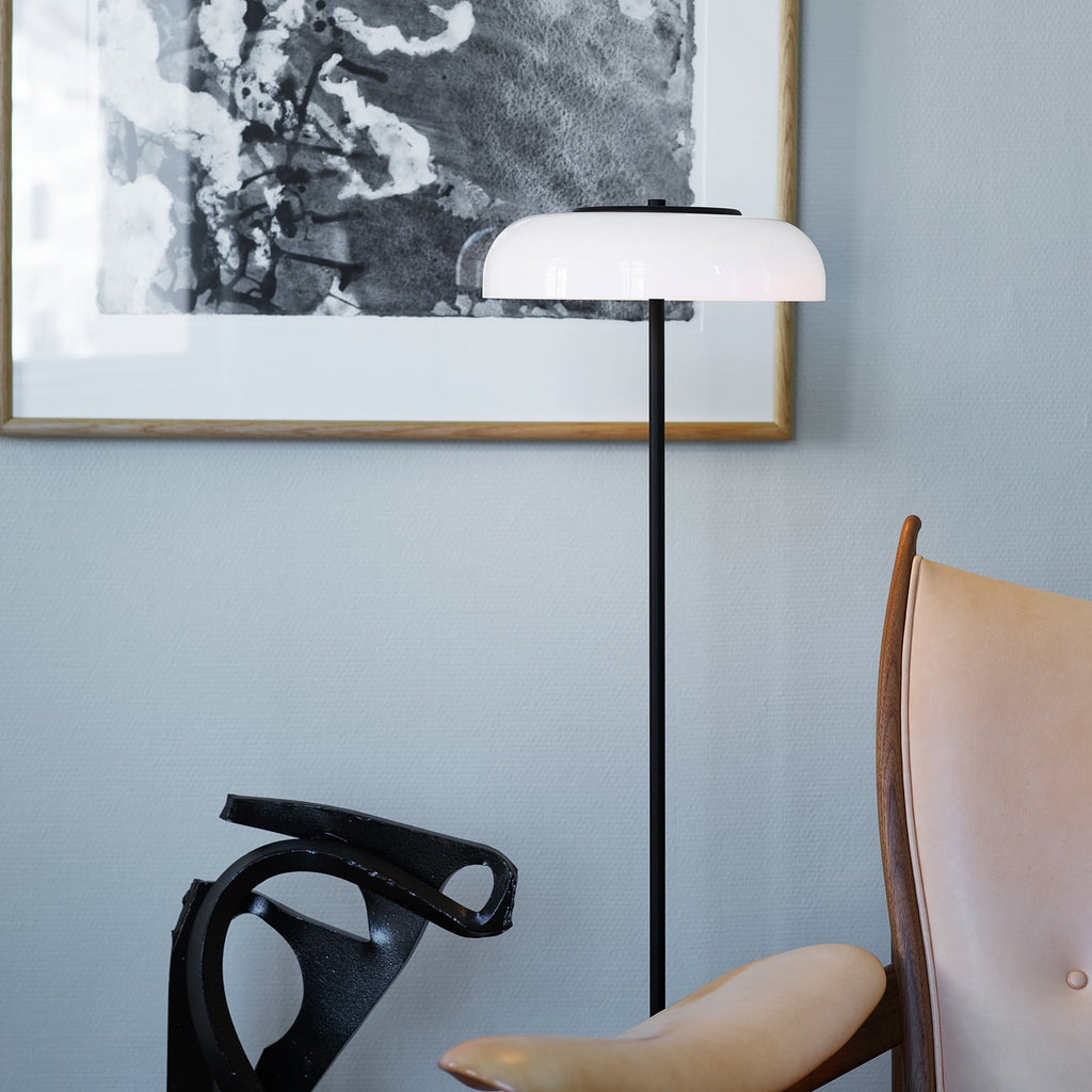 LED gulvlampe Blossi Floor Ø29 cm dimbar svart/hvit nærbilde av materiale