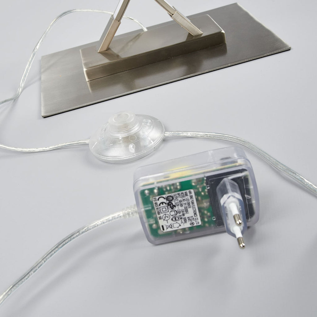 LED-gulvlampe Bobi matt nikkel aluminium lysdetalj
