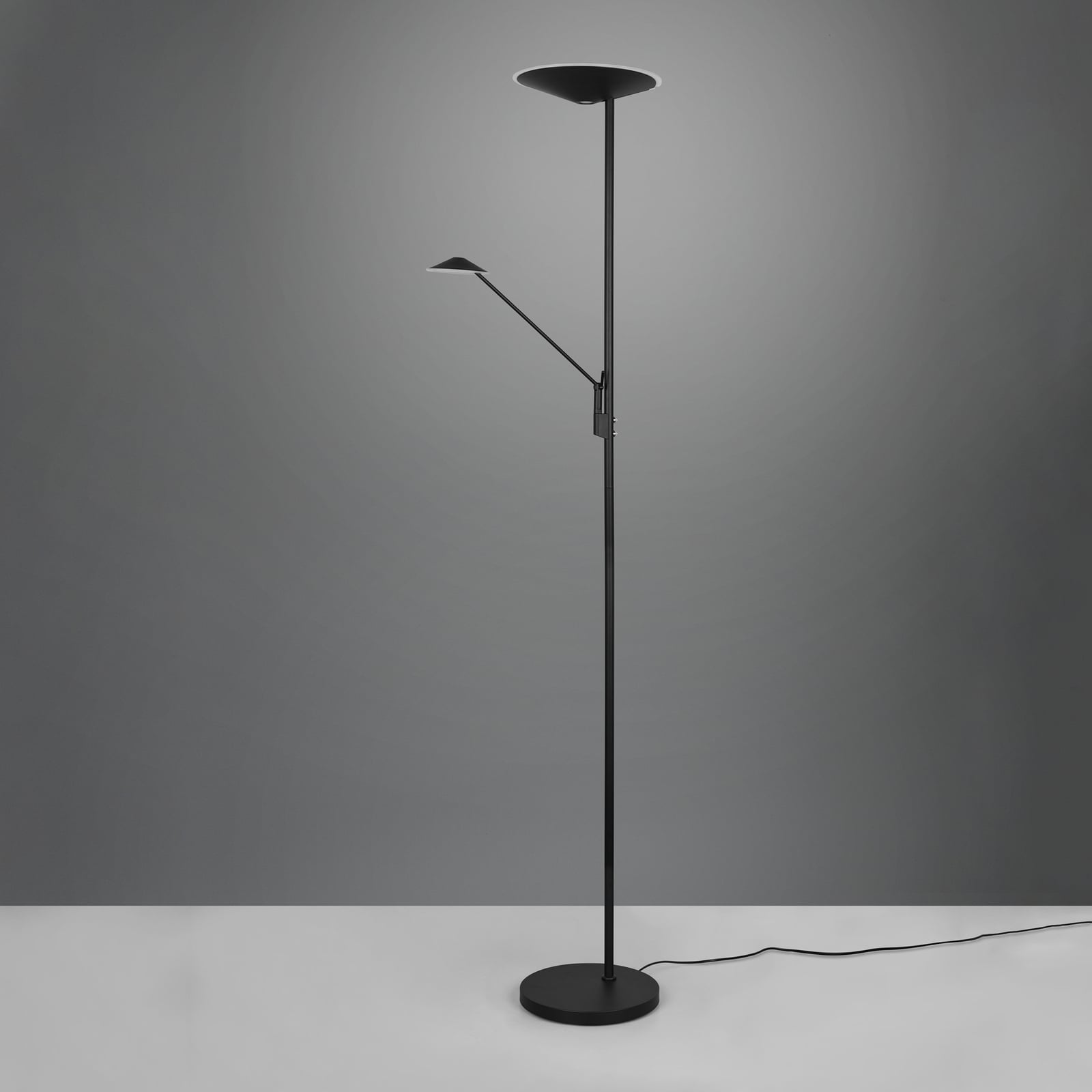 LED gulvlampe Brantford med leselampe svart matt kabel og plugg