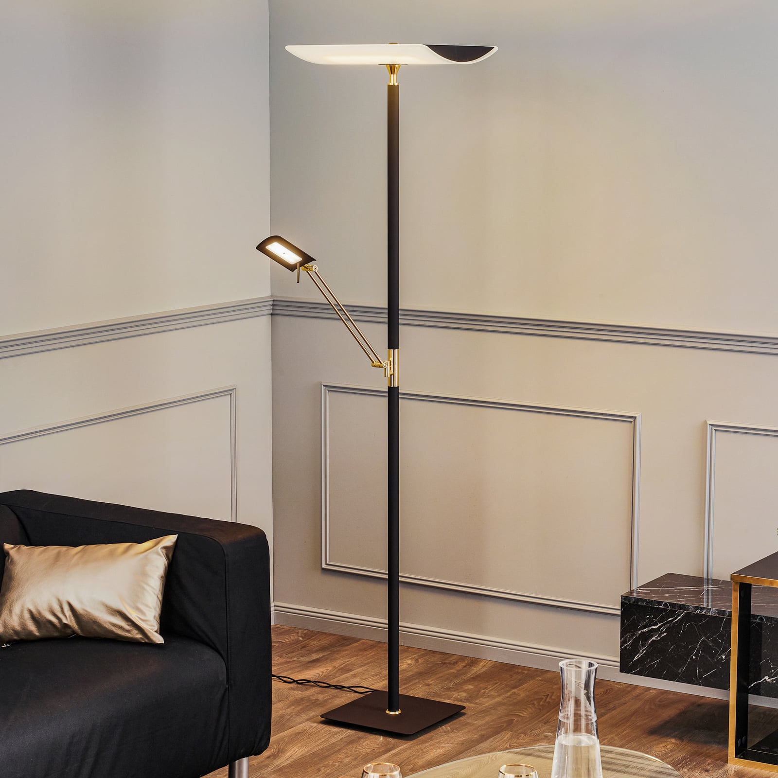LED gulvlampe Charlin dimbar svart messing 182 cm forfra