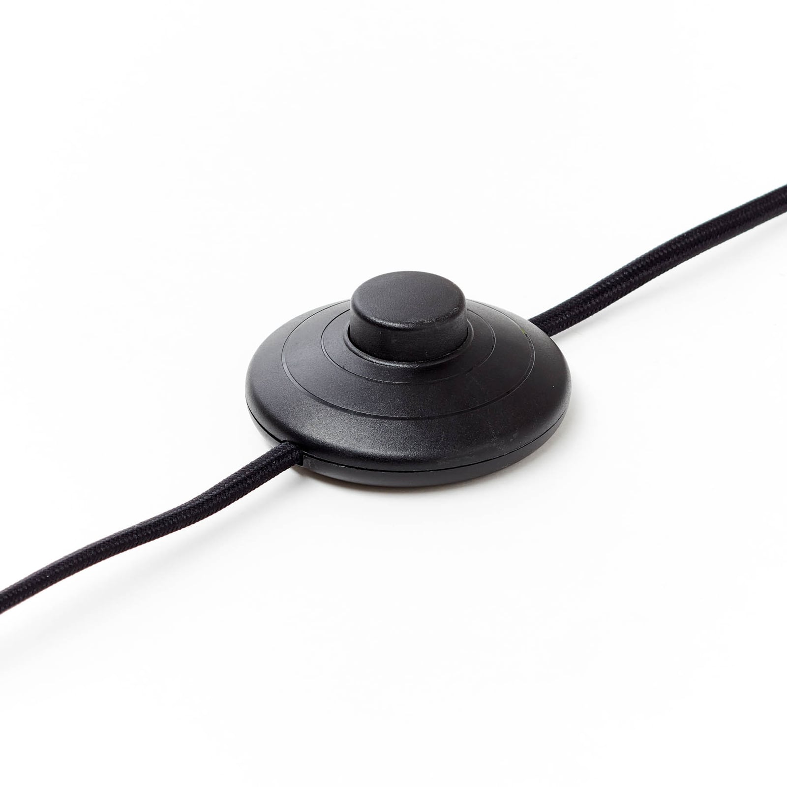 Nærbilde av LED gulvlampe Chaumont tre/svart 120 cm 20W materialer
