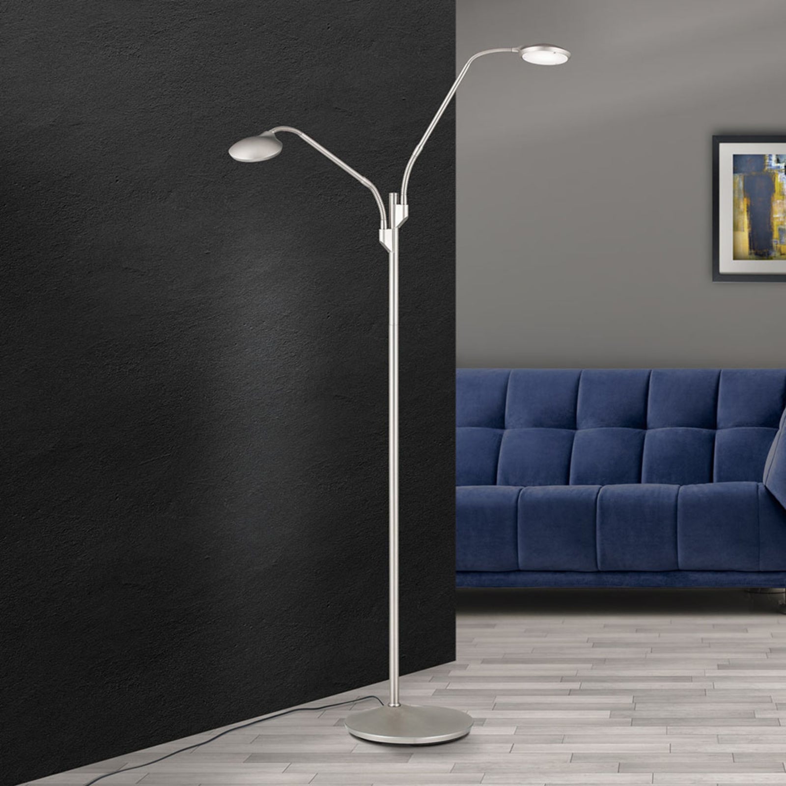 LED gulvlampe Cobra 2-lys dimbar matt nikkel detalj av arm