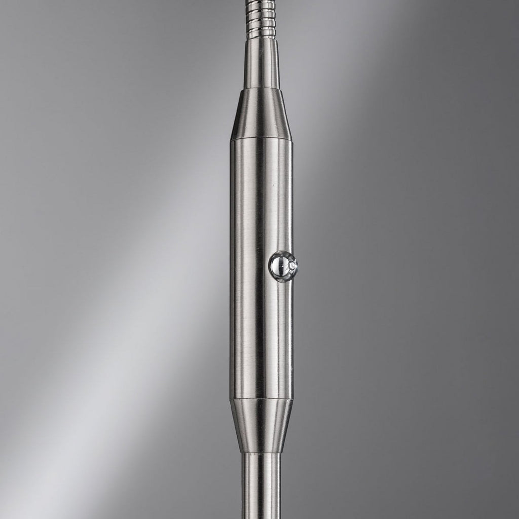 Sidevisning av LED-gulvlampe Dent CCT dimbar matt nikkel