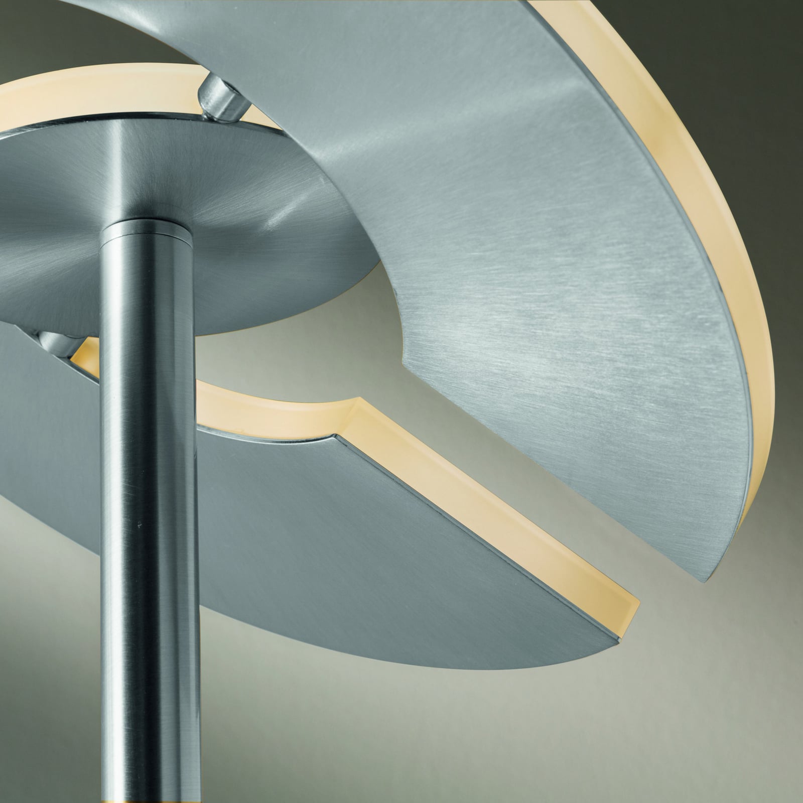 Nærbilde av dimmer på LED gulvlampe Dent matt nikkel/krom CCT dimbar
