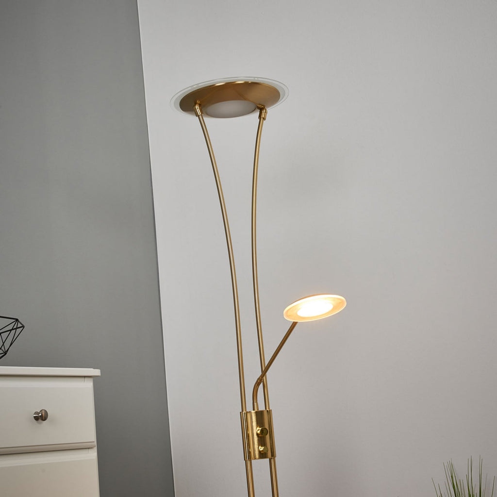 LED gulvlampe Eda opplys messing dimbar 180 cm detalj av fot