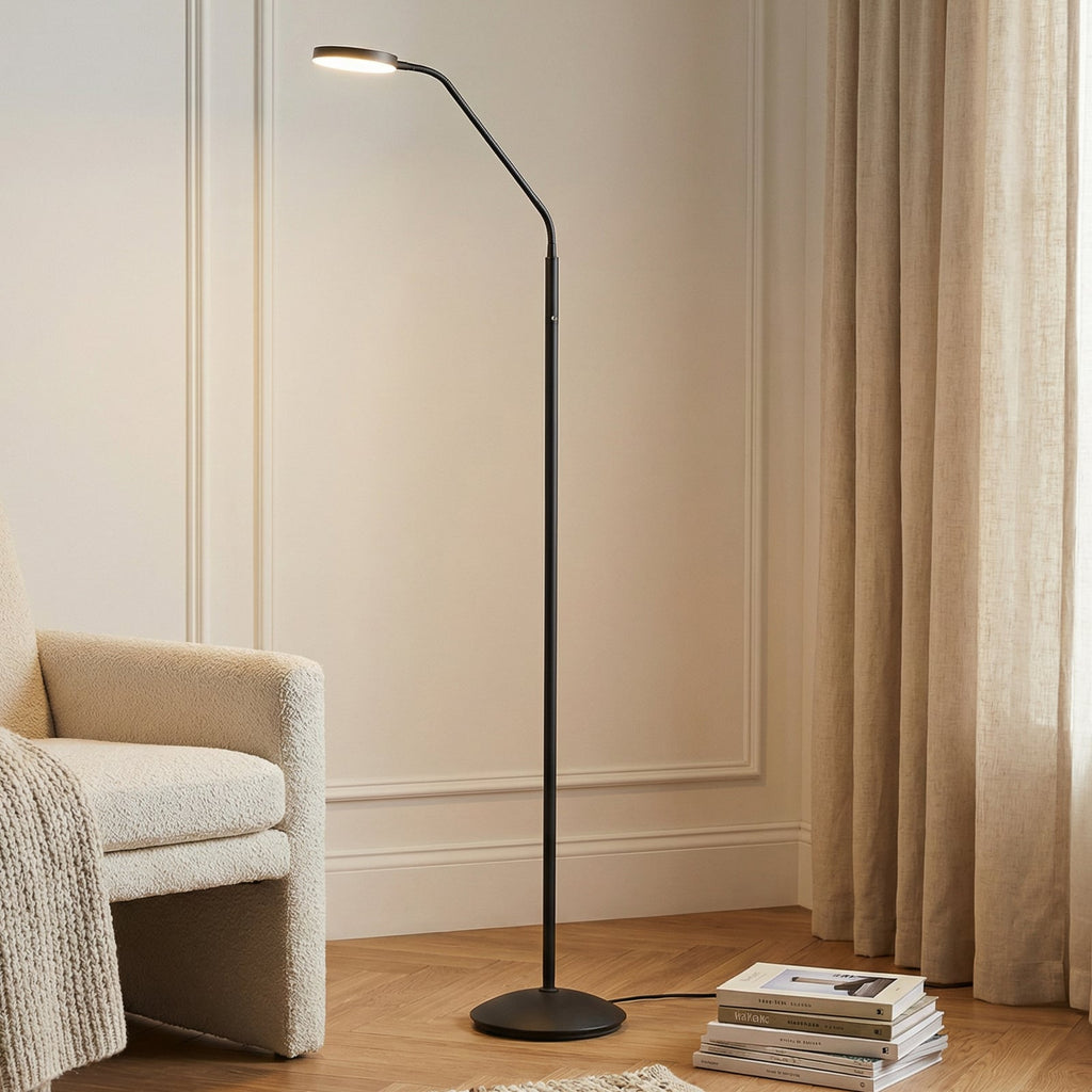 LED gulvlampe Elvyn oppladbar høydejusterbar svart forfra