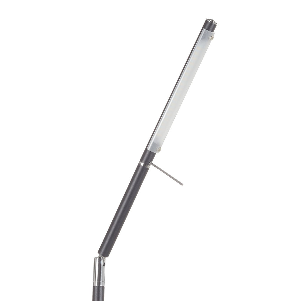 LED gulvlampe Filigran dimbar svart matt metall montert i rom