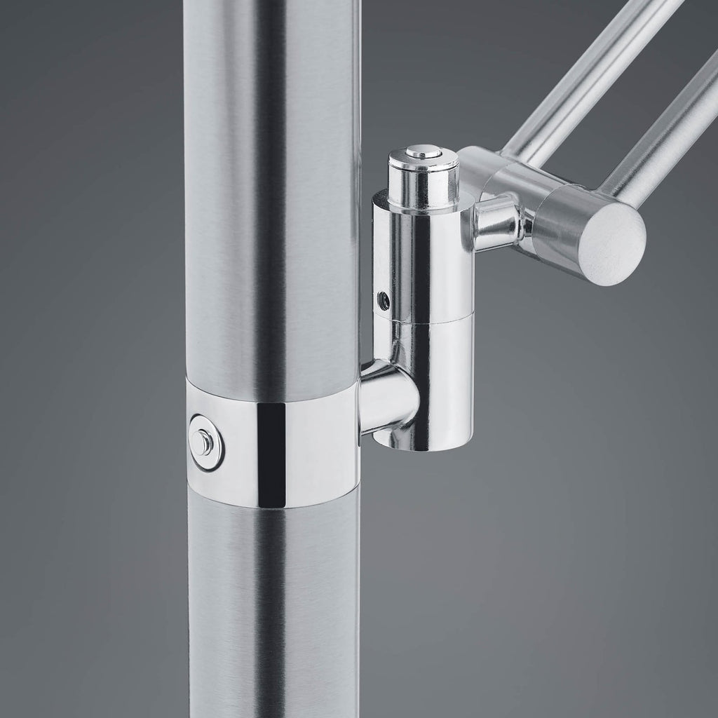 LED gulvlampe Findus dimbar nikkel matt 182 cm montert i rom