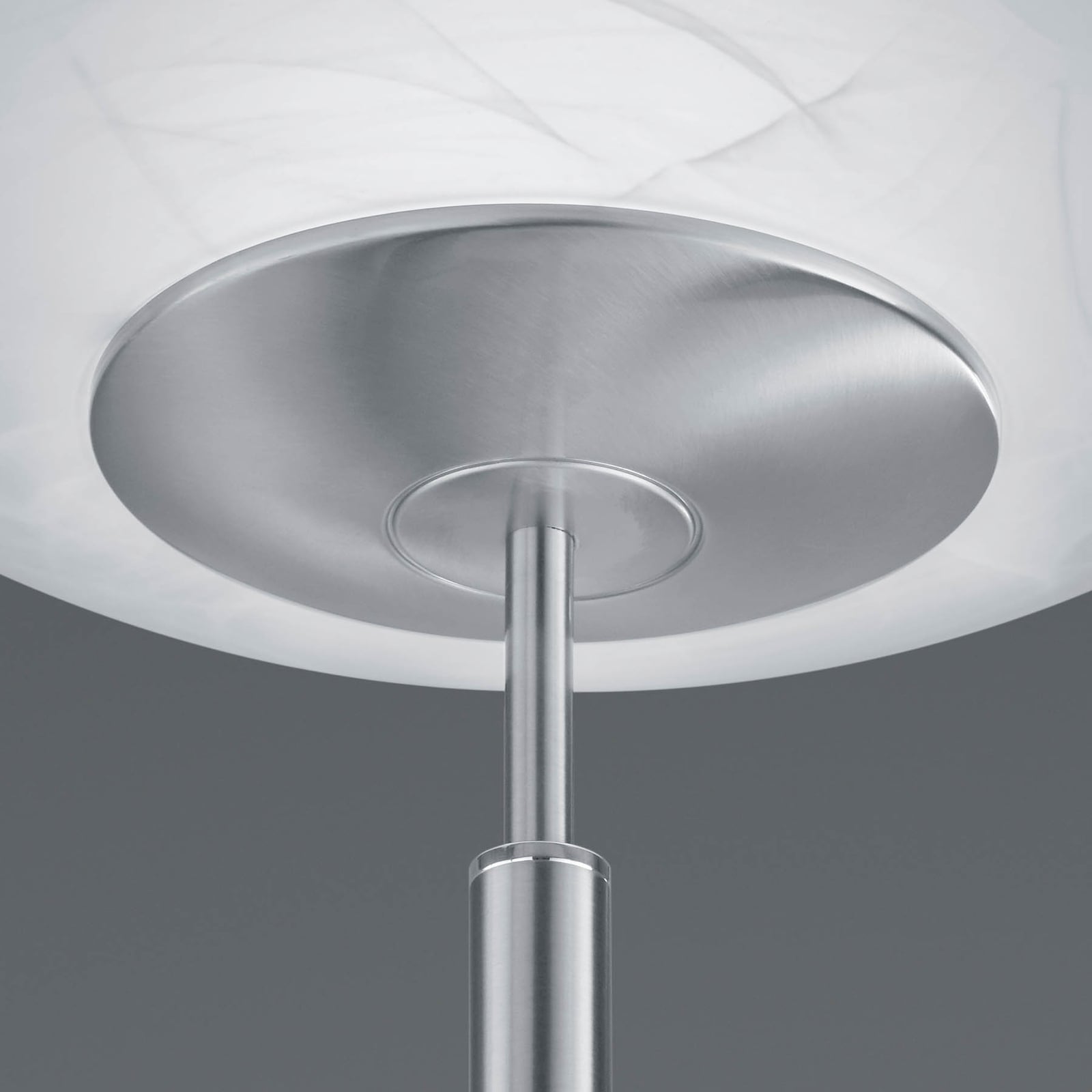 LED gulvlampe Findus dimbar nikkel matt 182 cm detalj av metallramme