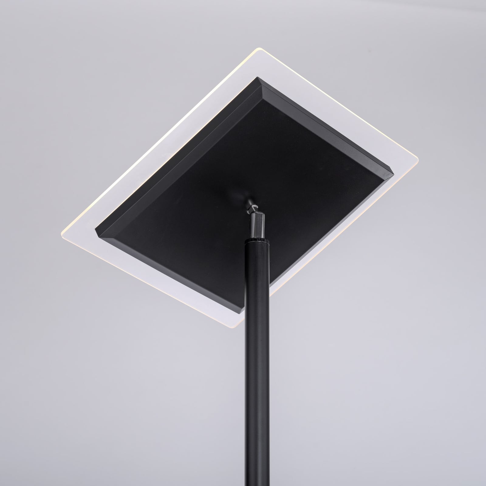 Bakside av LED gulvlampe Hans med leselampe kantet svart dimbar JUST LIGHT