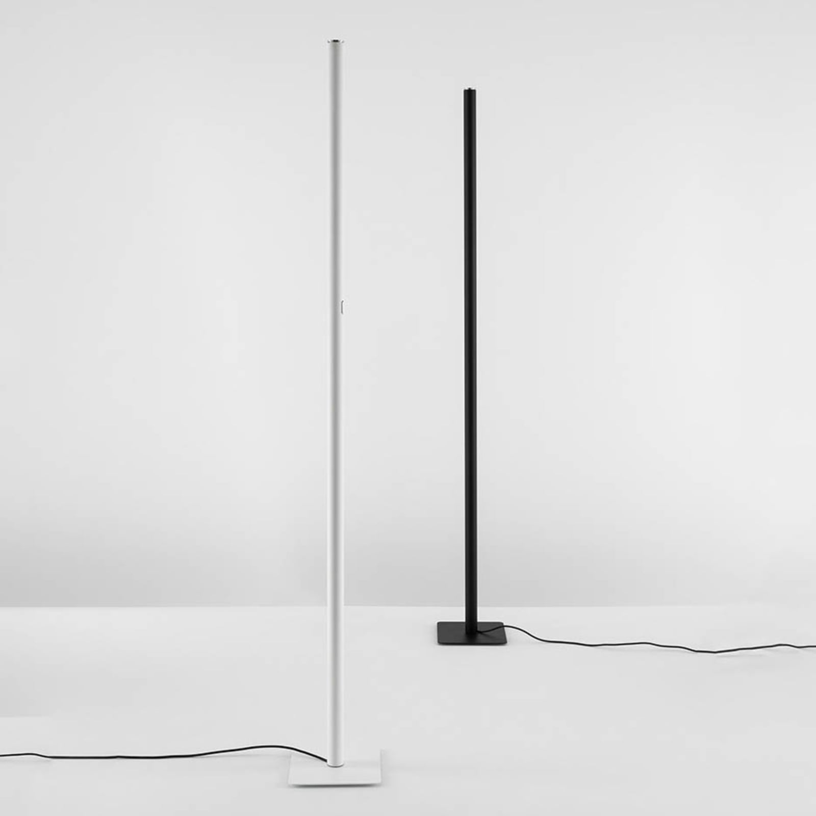 Detaljbilde LED gulvlampe Ilio mini appstyrt hvit 175 cm