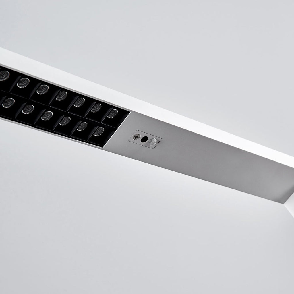 LED gulvlampe Jolinda dimbar hvit med dagslyssensor - bevegelsessensor detalj