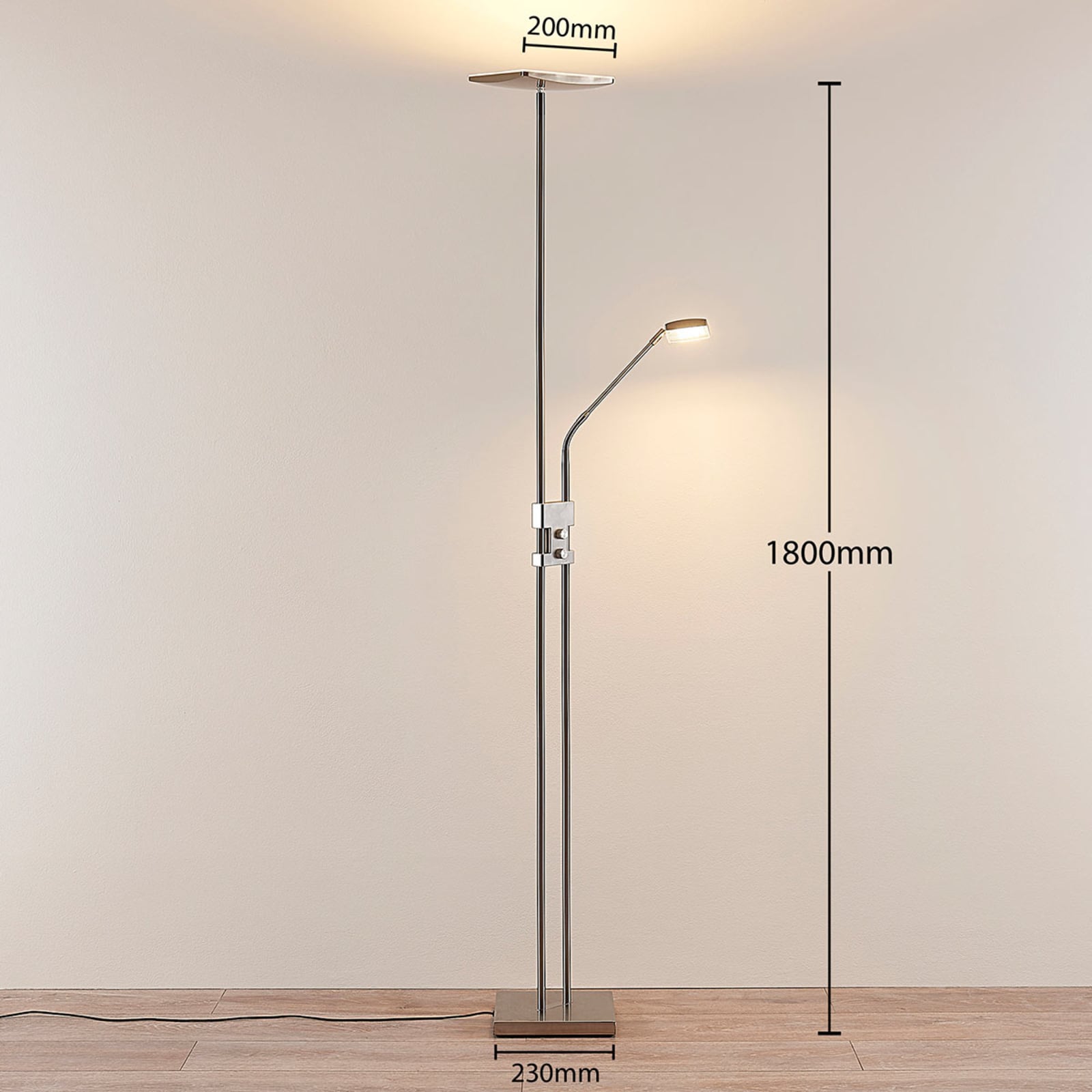 LED gulvlampe Jonne med lesearm dimbar nikkel detalj av bryter