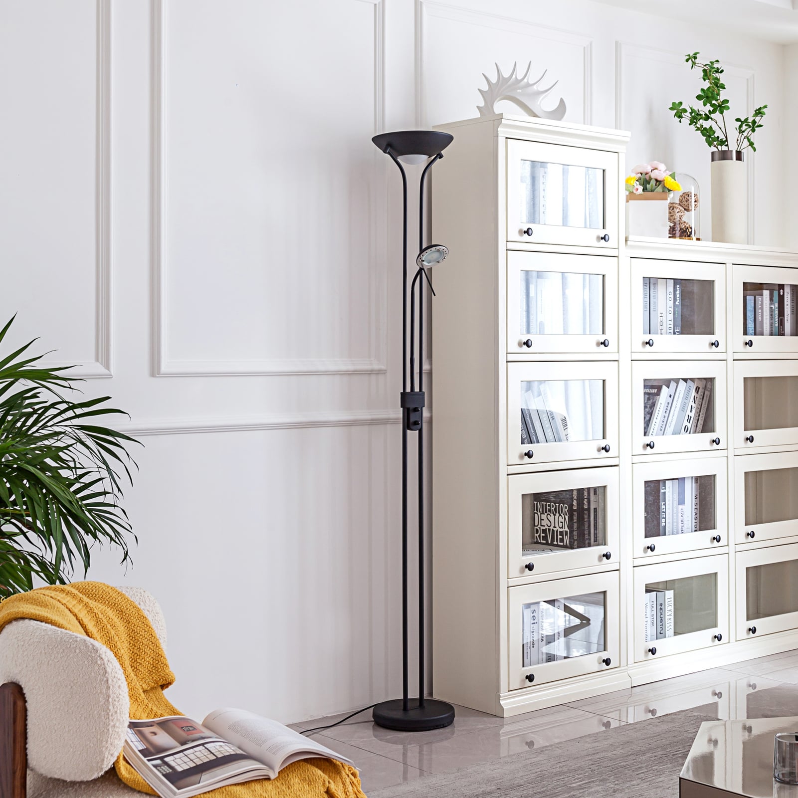 LED gulvlampe Josefin med lesearm dimbar svart bakside