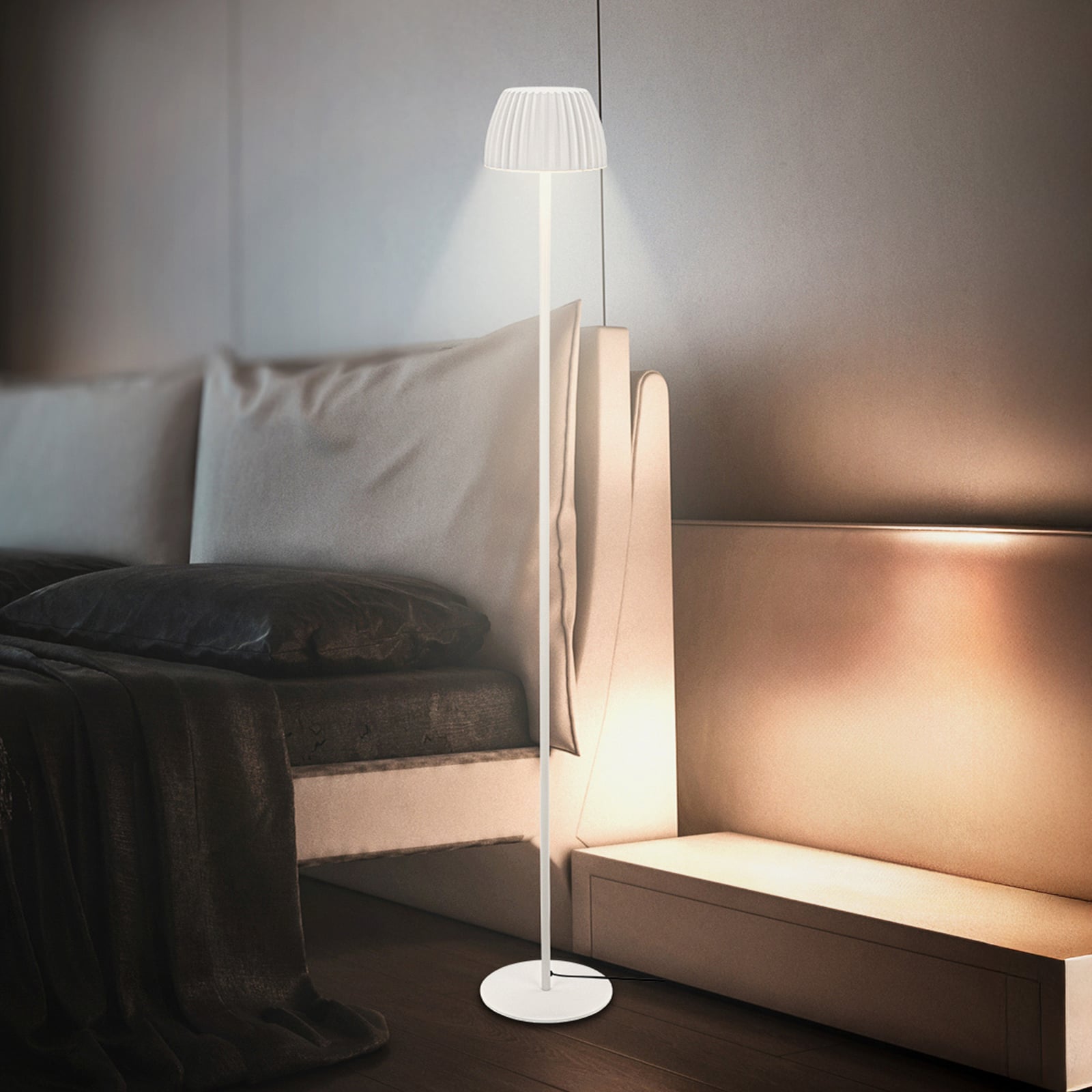 LED gulvlampe Loca oppladbar hvit berøringsdimmer forfra