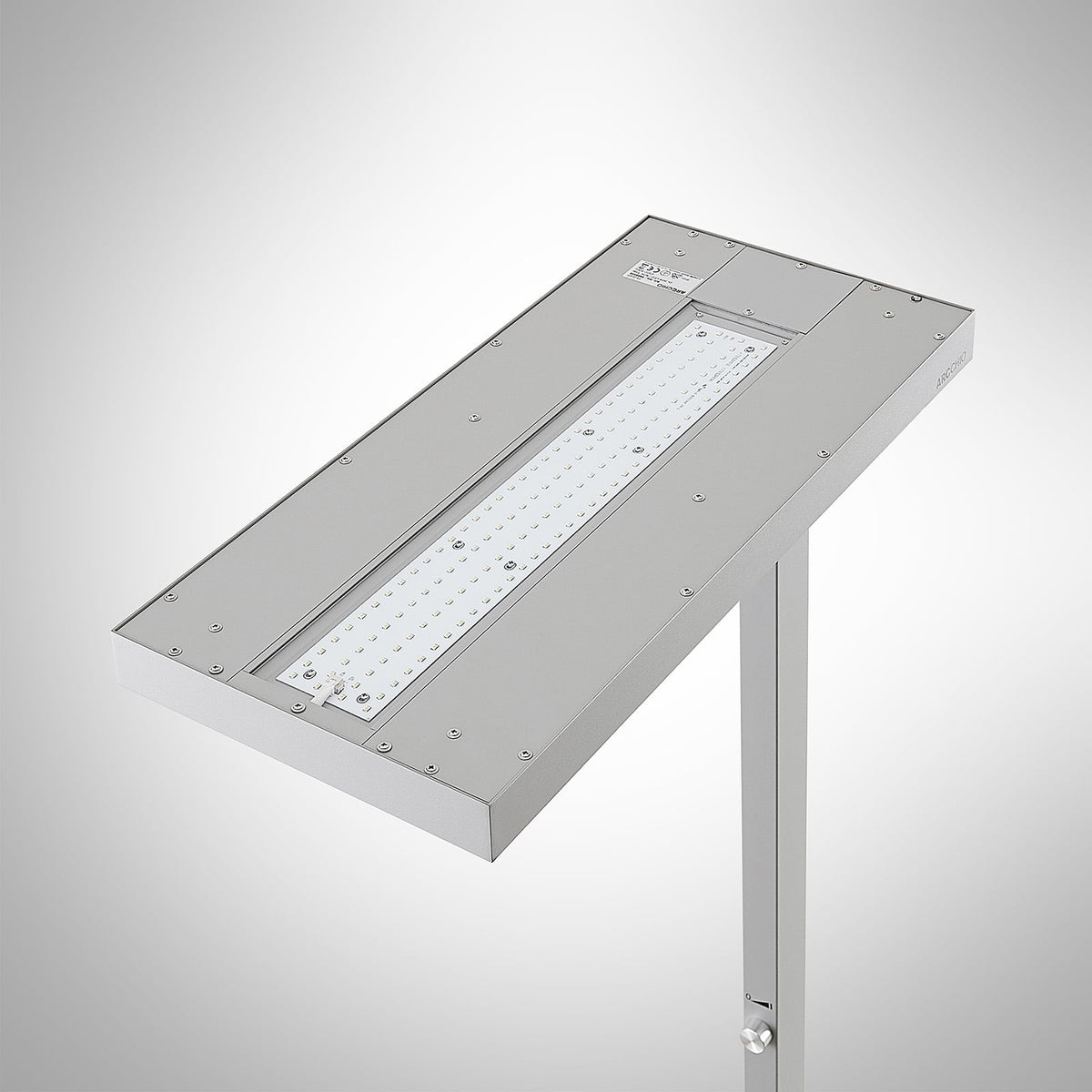 LED gulvlampe Logan Pro dimbar med bevegelsessensor sølv nærbilde av bevegelsessensor