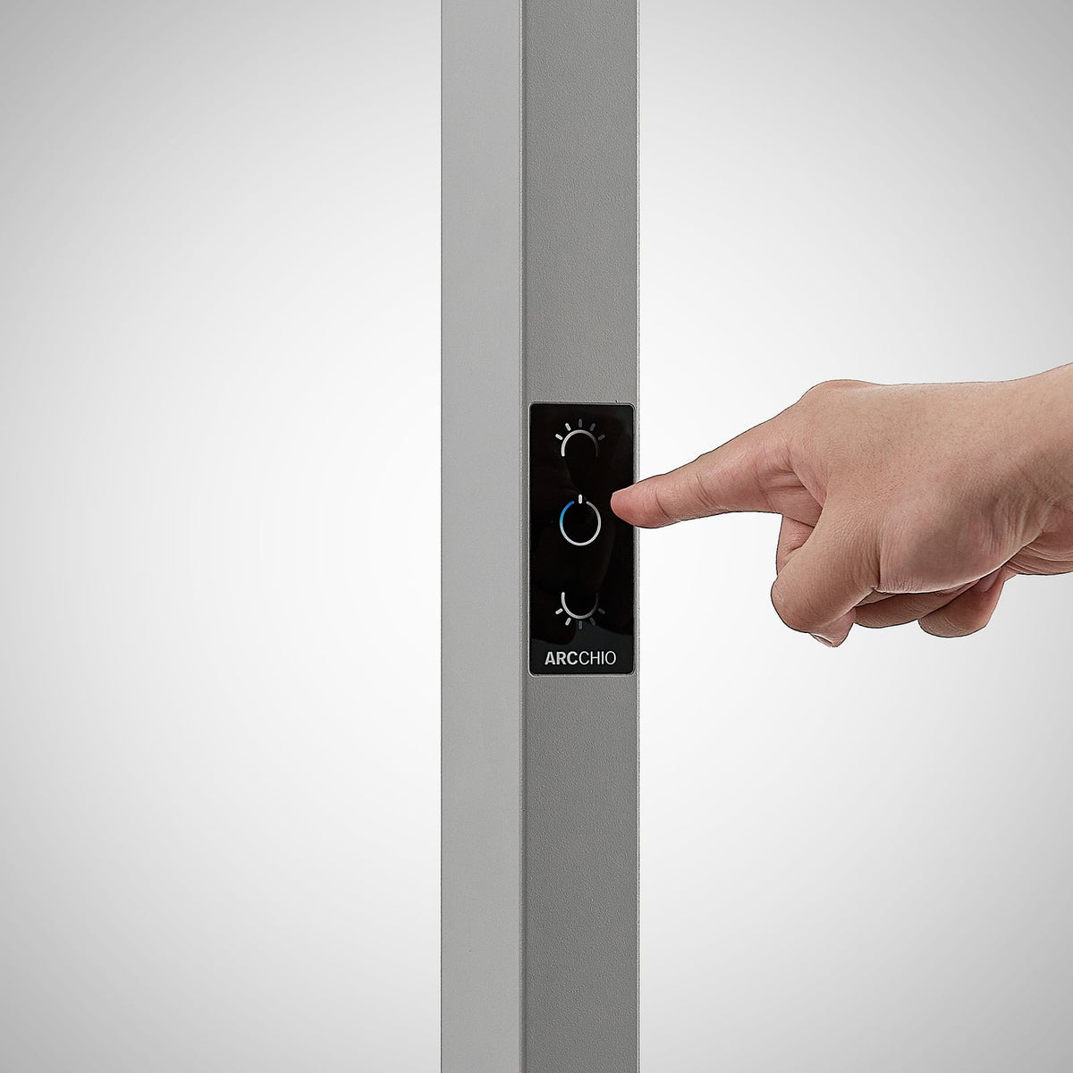 LED gulvlampe Logan Ultra CCT dimbar med sensor justerbar lysfarge