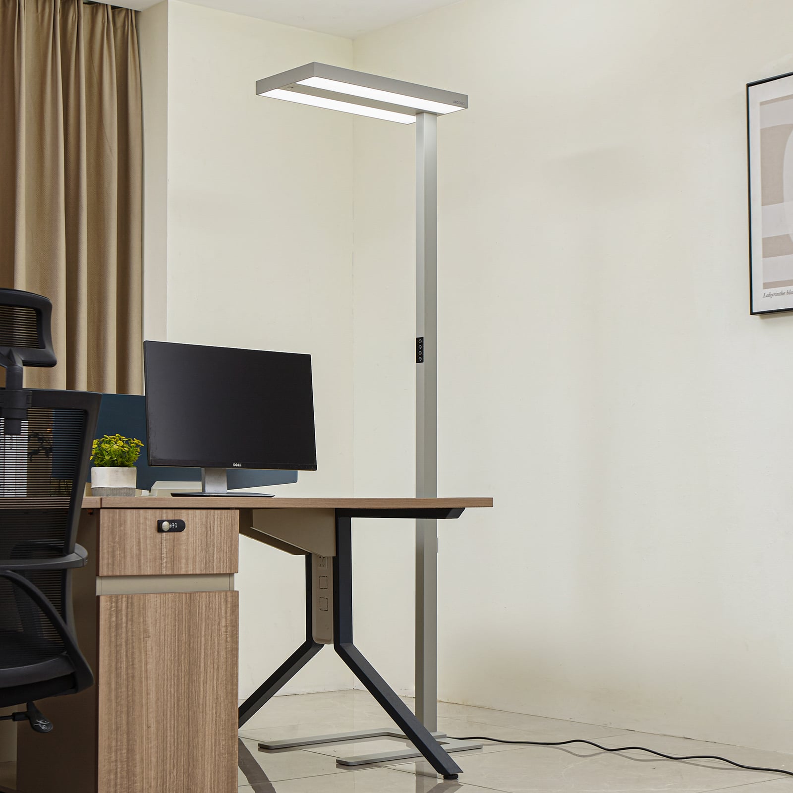 LED gulvlampe Logan Ultra HCL CCT dimbar sølv forfra