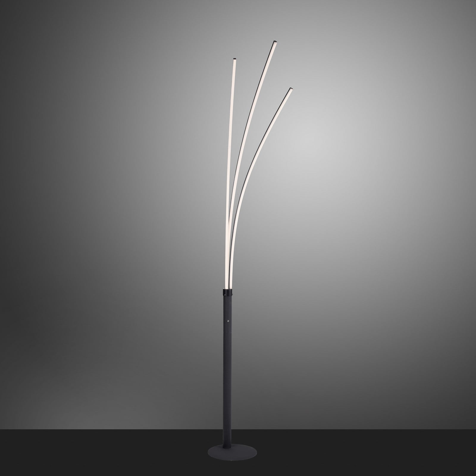 LED-gulvlampe Maja 3-lys svart detalj av lysstaver