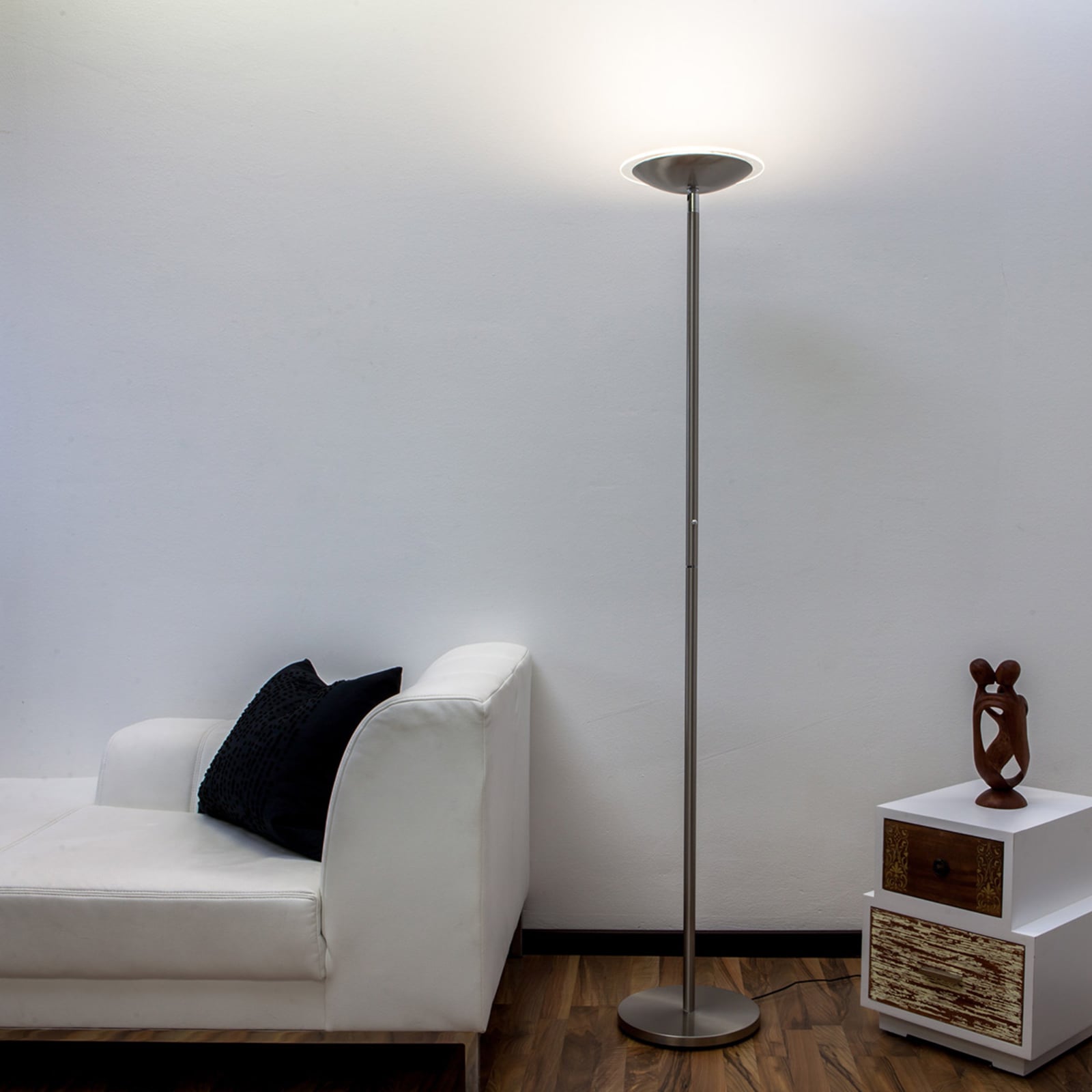 LED gulvlampe Malea dimbar matt nikkel front