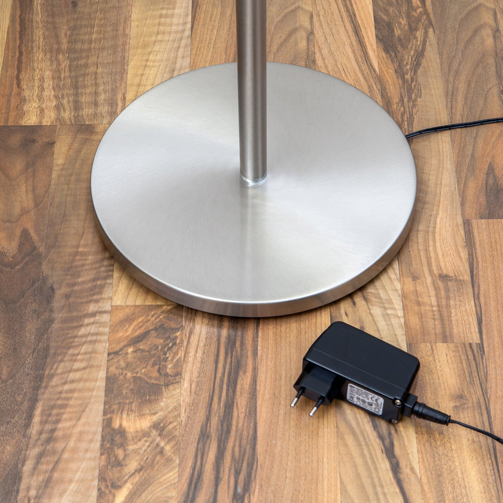LED gulvlampe Malea dimbar matt nikkel strømkabel og plugg