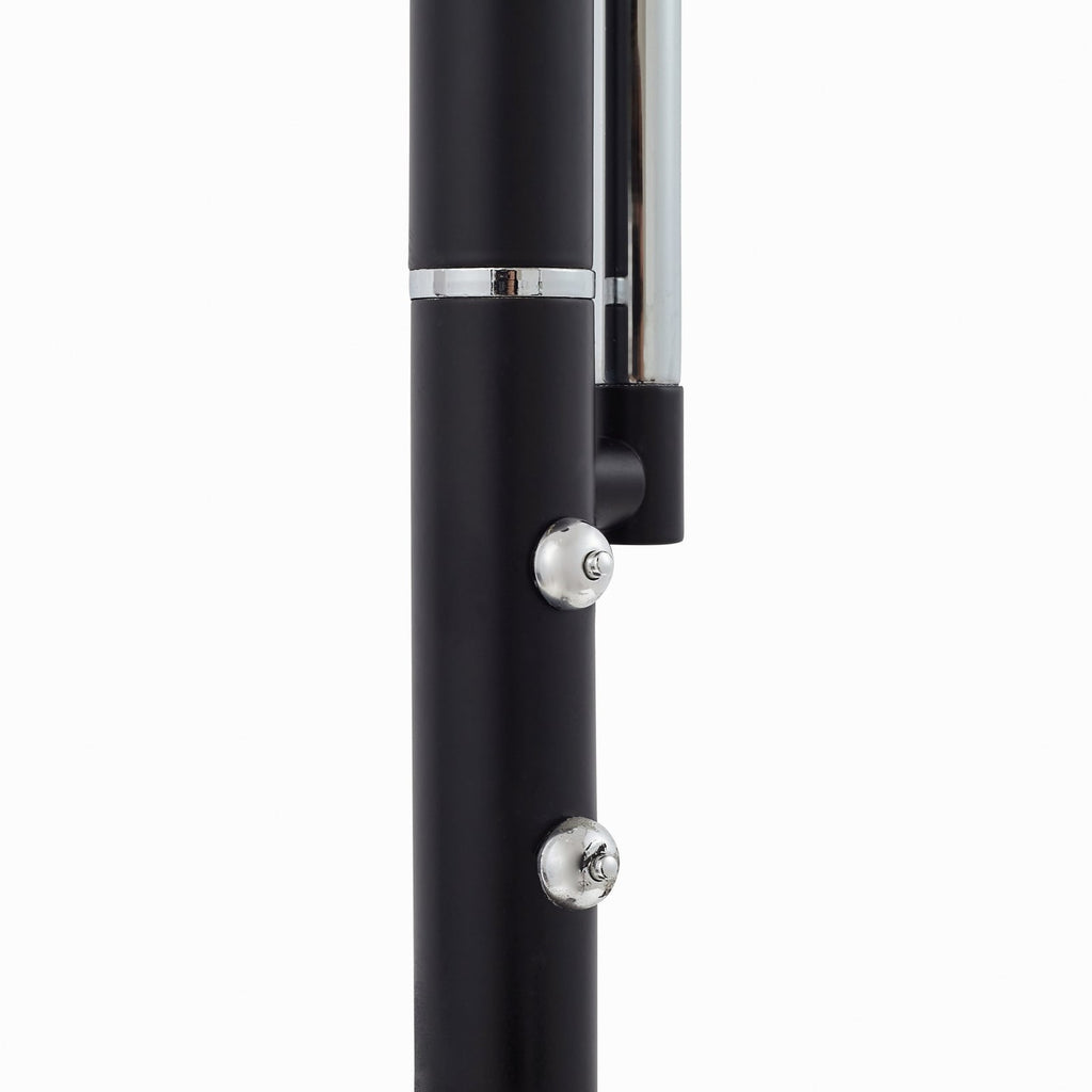 LED gulvlampe Malea med leselampe dimbar svart fotdetalj