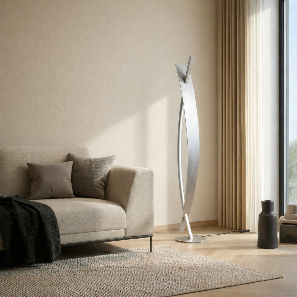 Detalj av LED gulvlampe Marija sølv dimbar metall
