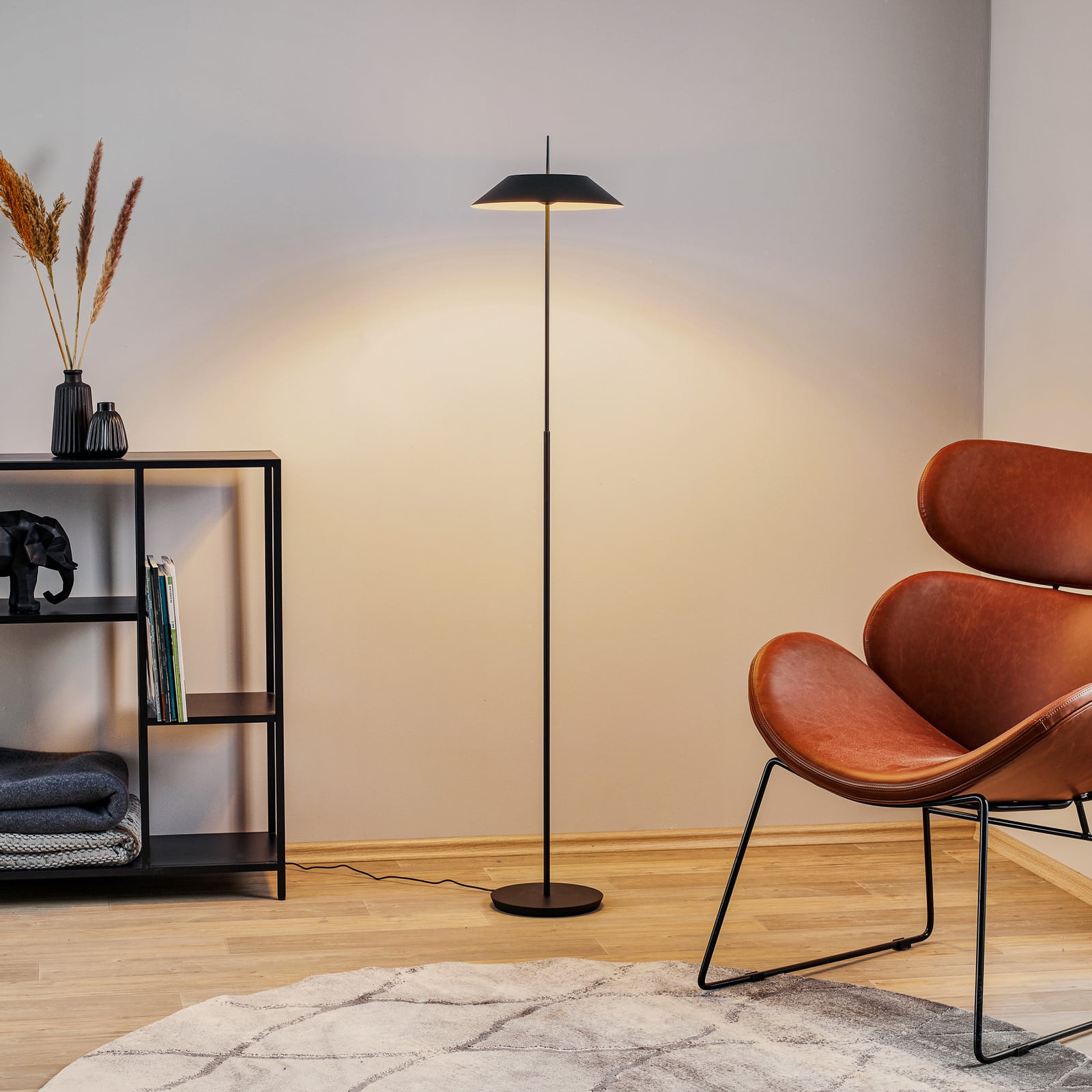 LED gulvlampe Mayfair dimbar grafitt 147 cm bakside