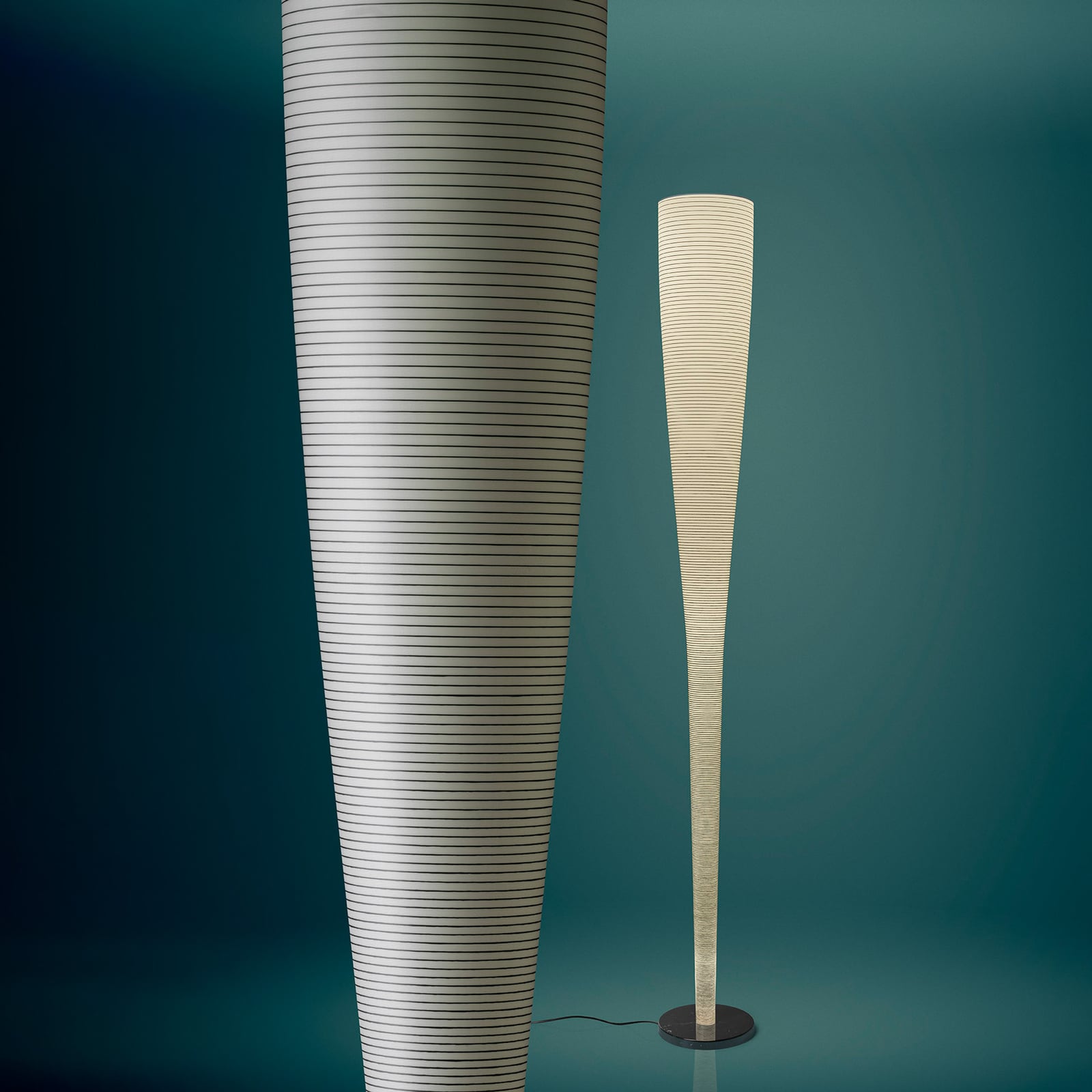 LED gulvlampe Mite Anniversario dimbar glasfiber 185 cm 27W - Foscarini