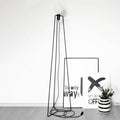 LED gulvlampe Model M3 trefot opalglass svart forfra