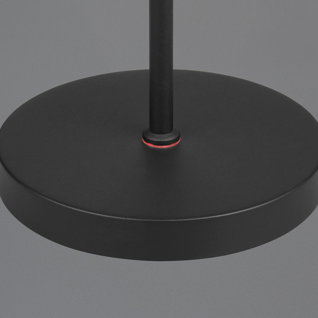 LED gulvlampe Moreno oppladbar CCT dimbar svart matt ladekabel USB-C