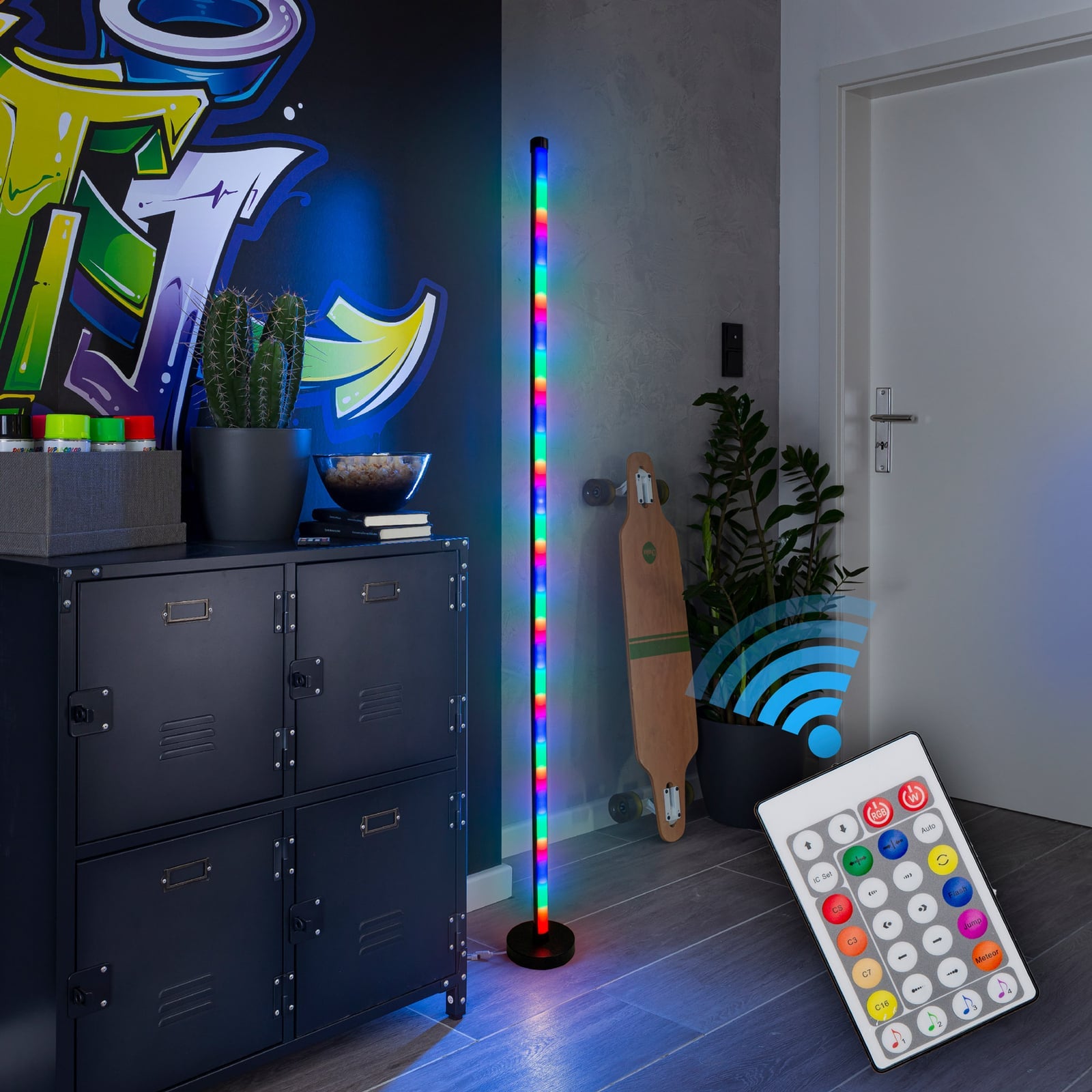 LED gulvlampe Motion Light RGB dimbar med fjernkontroll 150 cm i bruk