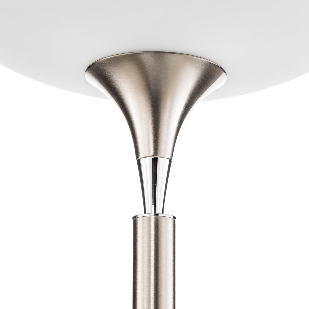 Nærbilde av touch-dimmer på LED gulvlampe Opera glass matt nikkel dimbar