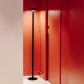 LED gulvlampe Peak Lane svart aluminium 170 cm forfra
