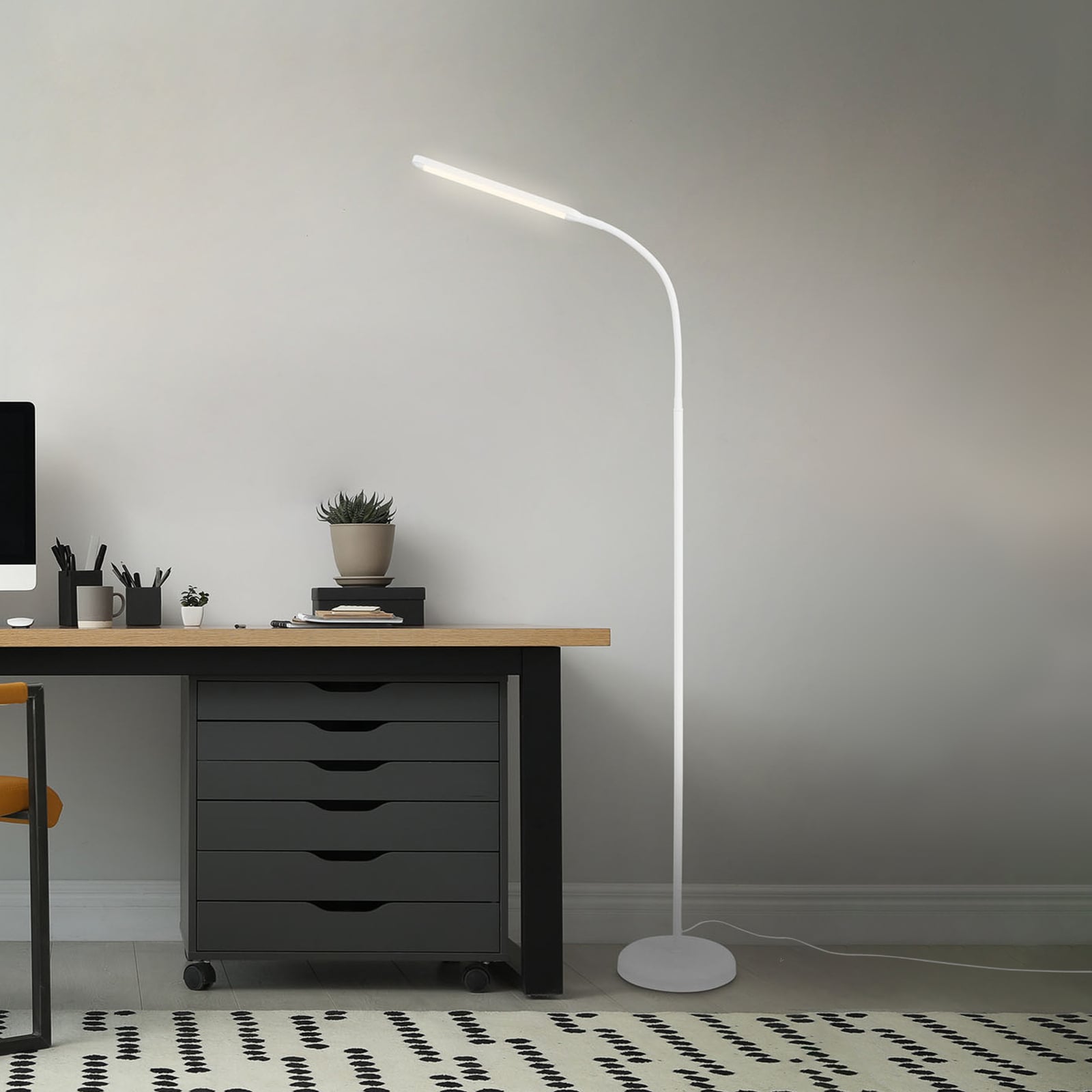 LED gulvlampe Pivaz justerbar dimbar hvit forfra