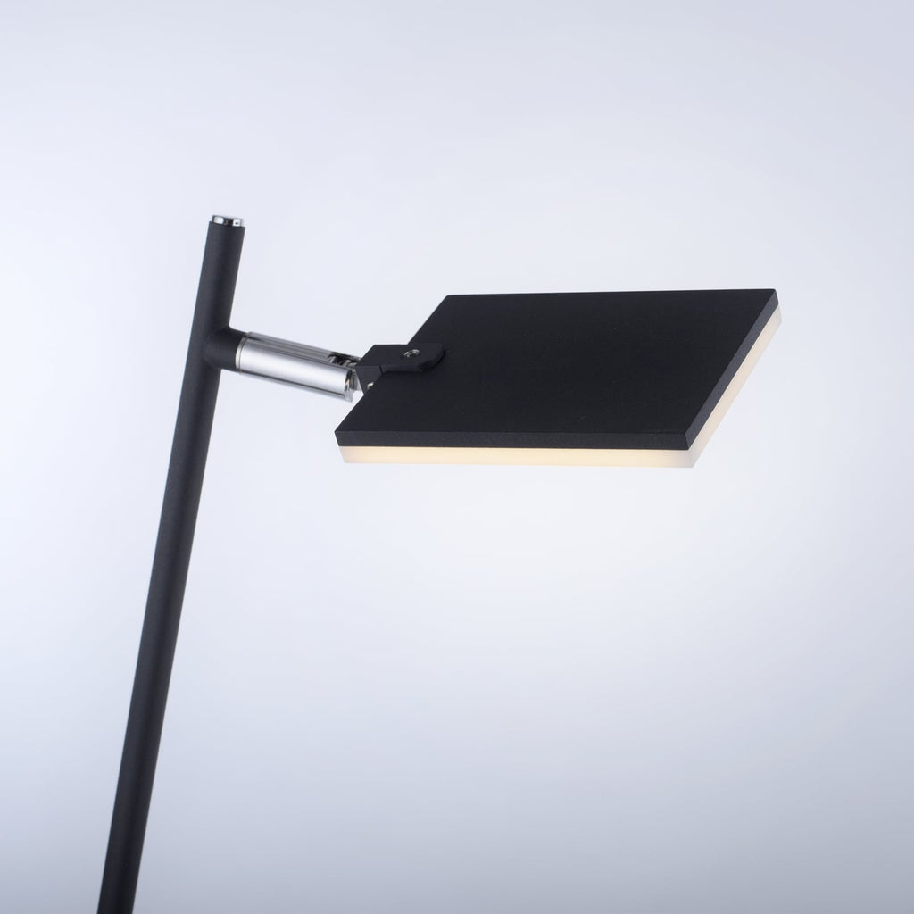 LED gulvlampe Pure Mira CCT dimbar med fjernkontroll detalj av lampehode