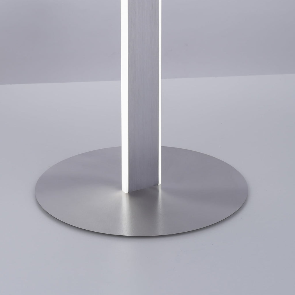 LED gulvlampe Q-Vito med ring dimbar CCT Zigbee 42W nærbilde av lampefot