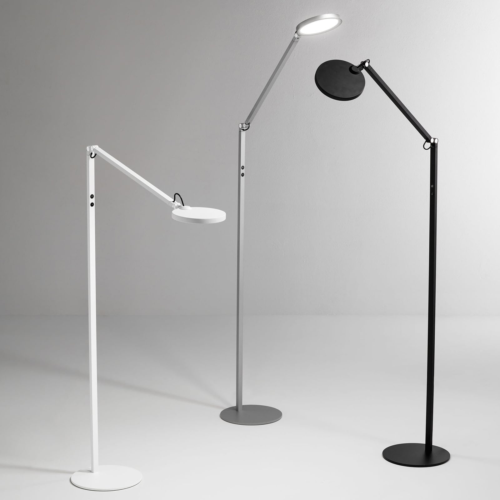 LED-gulvlampe Regina svart metall CCT dimbar 160 cm detalj