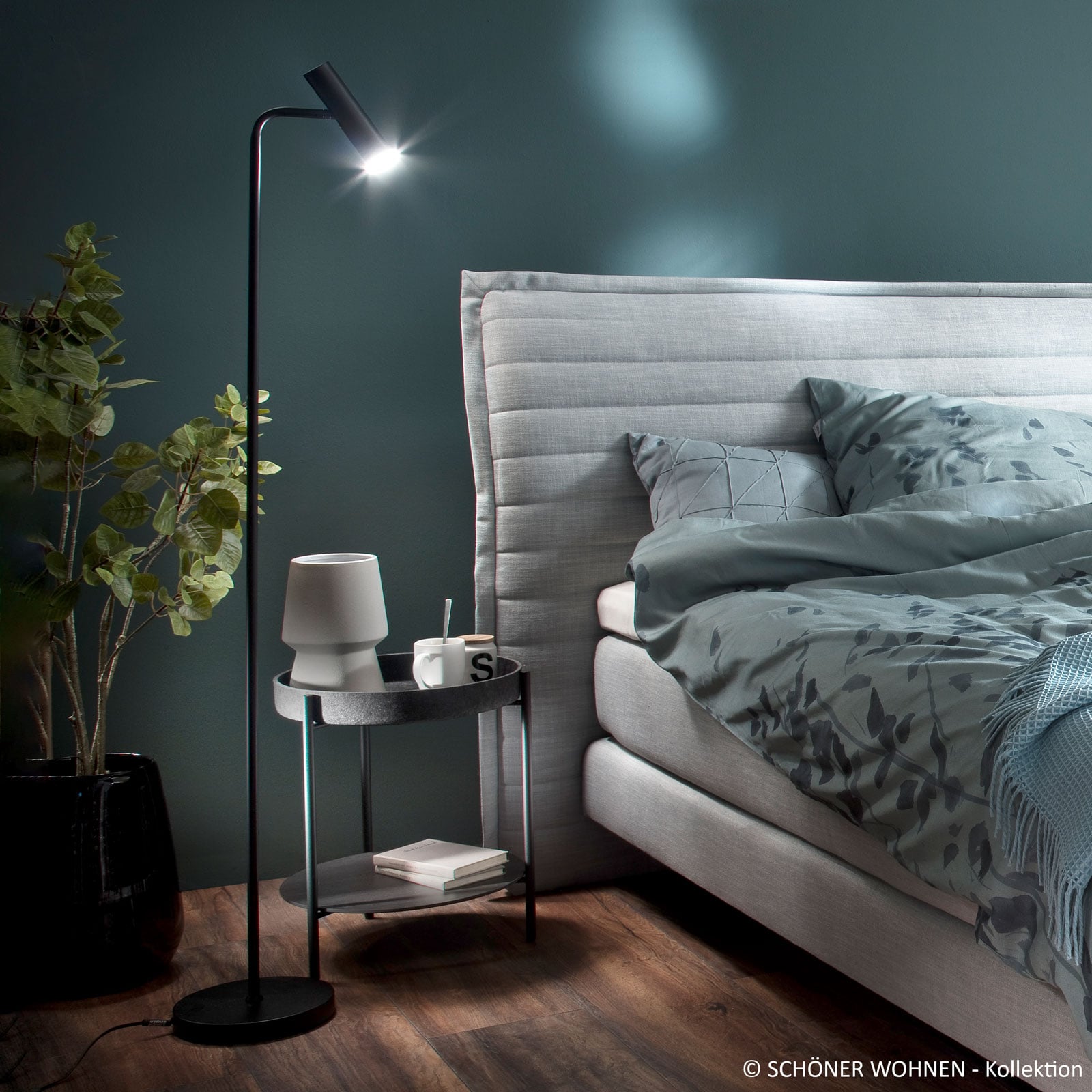 LED gulvlampe Stina dimbar svart 154 cm forfra