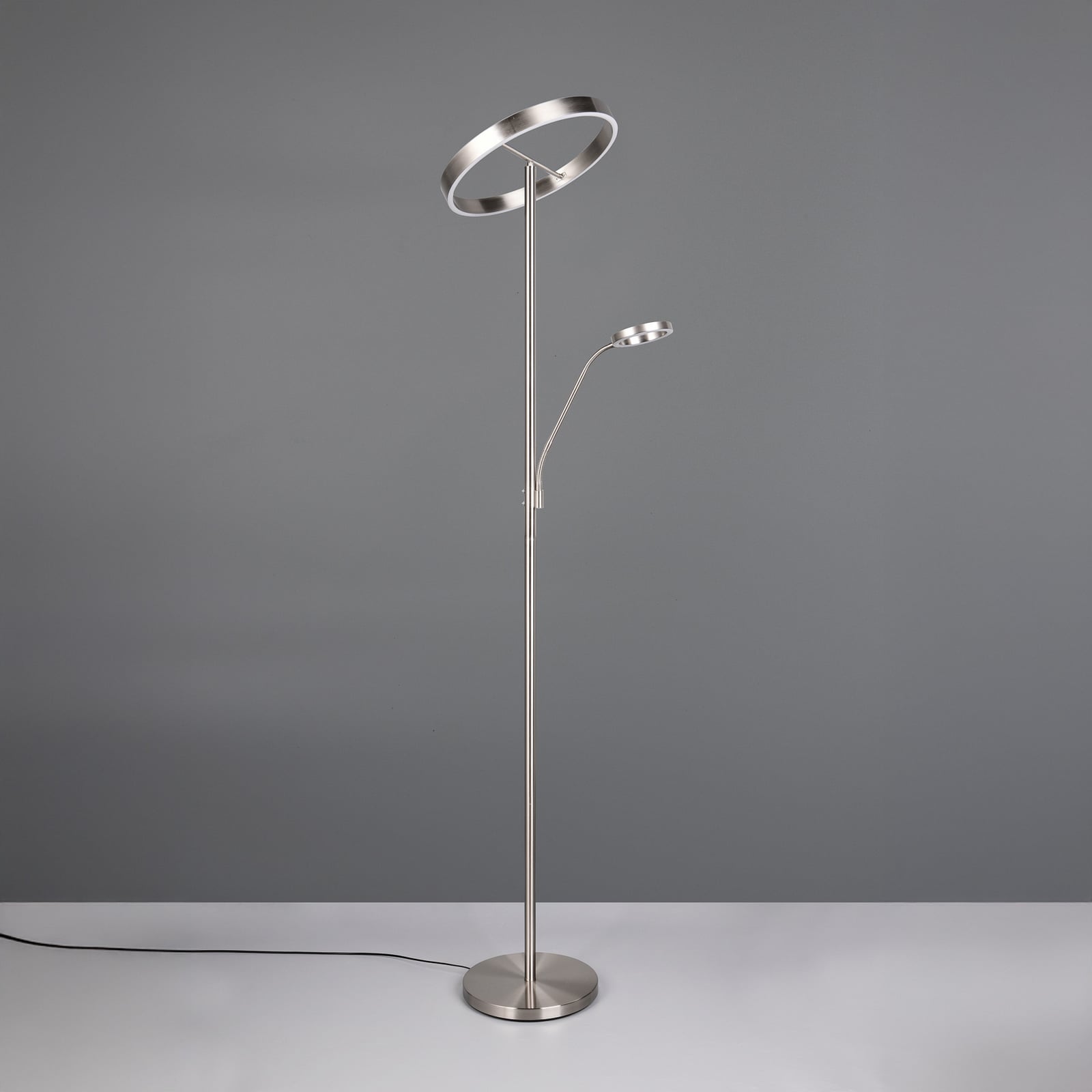 LED-gulvlampe Willis matt nikkel nærbilde av sensordimmer