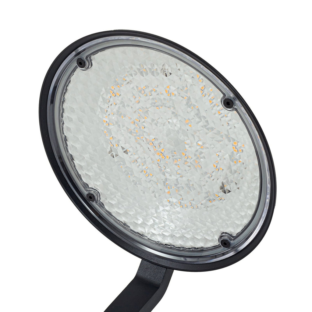 LED hagespot Capelo med jordspyd svart aluminium i mørket